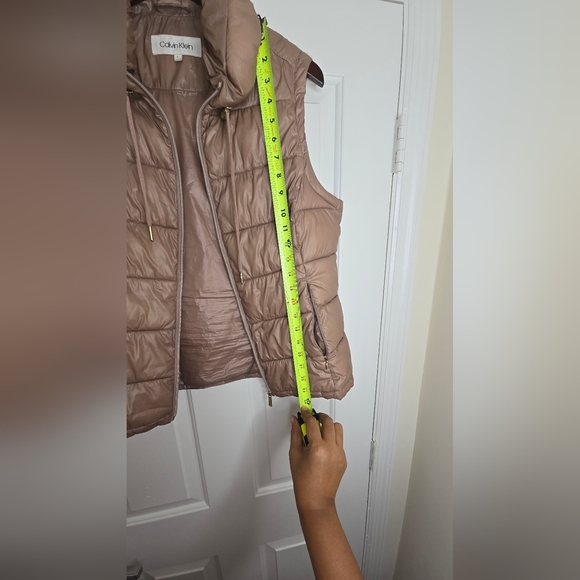 Calvin Klein Women's Vest Performance Puffer Zipper Down Sliver Jacket Sz L - Picture 4 of 6